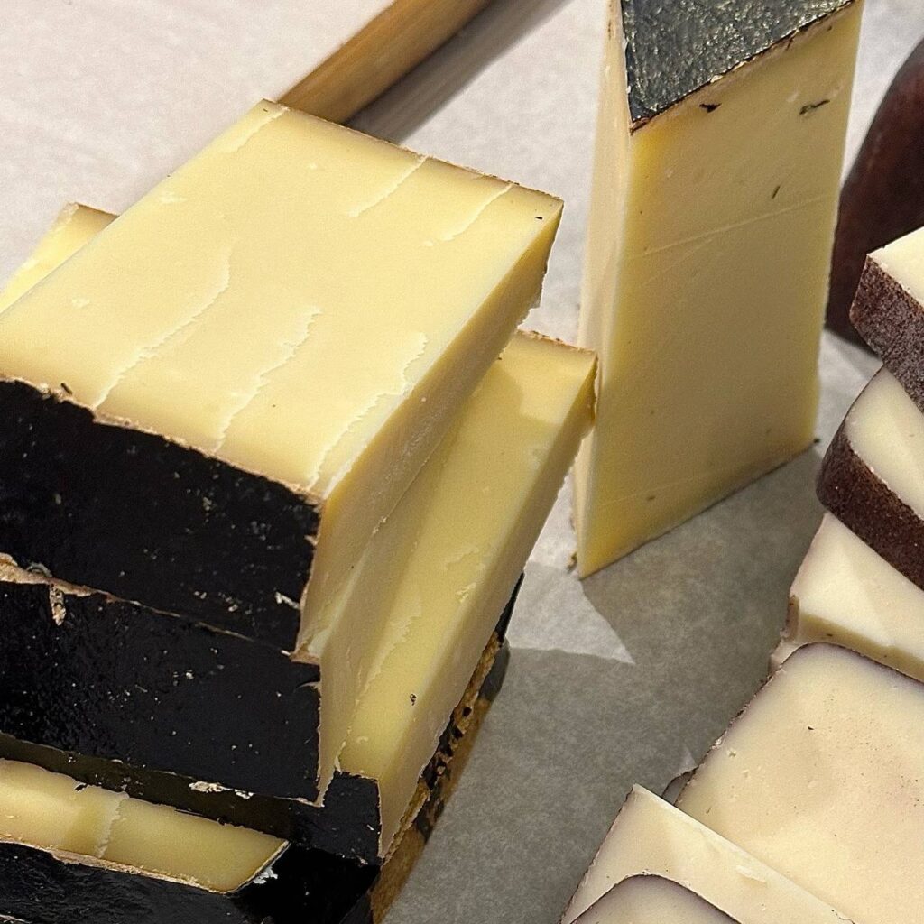 Margot Fromages Сыр "Тургау" 55% жир. Швейцария, Margot Fromages